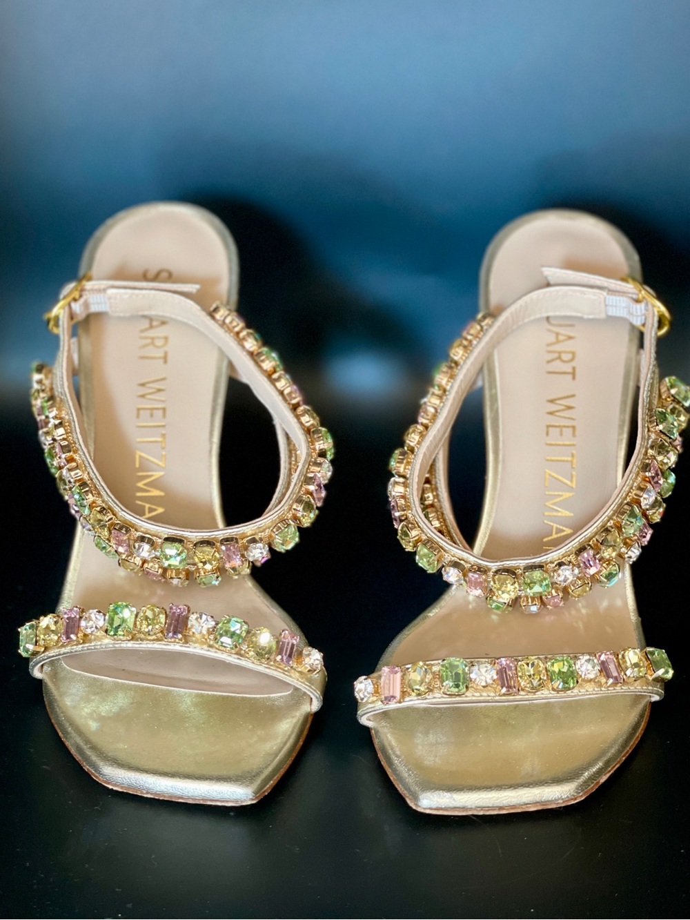 Stuart Weitzman Jaide 100 Gem Encrusted Metallic Sandal Gold Size 5 - Picture 7 of 7
